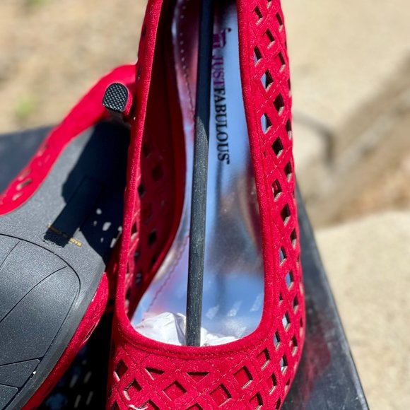 JUST FAB "BEVIN" pumps Sz 8.5 - Picture 2 of 3